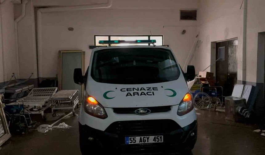 Fransa’daki yangında hayatını kaybeden 3 kardeş Rize’ye getirildi