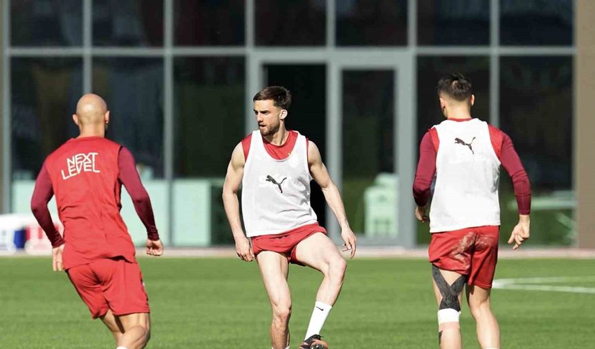 Galatasaray, Trabzonspor maçı hazırlıklarını sürdürdü
