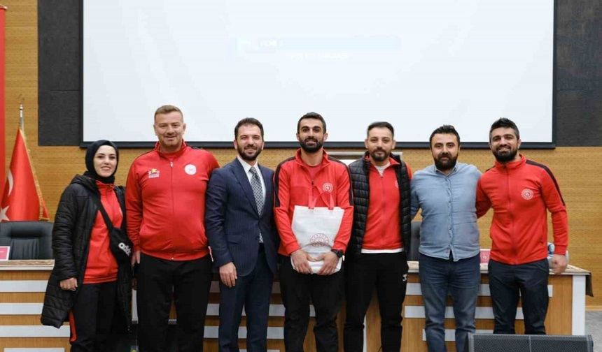 GSİM antrenörelerine bilgi yarışması