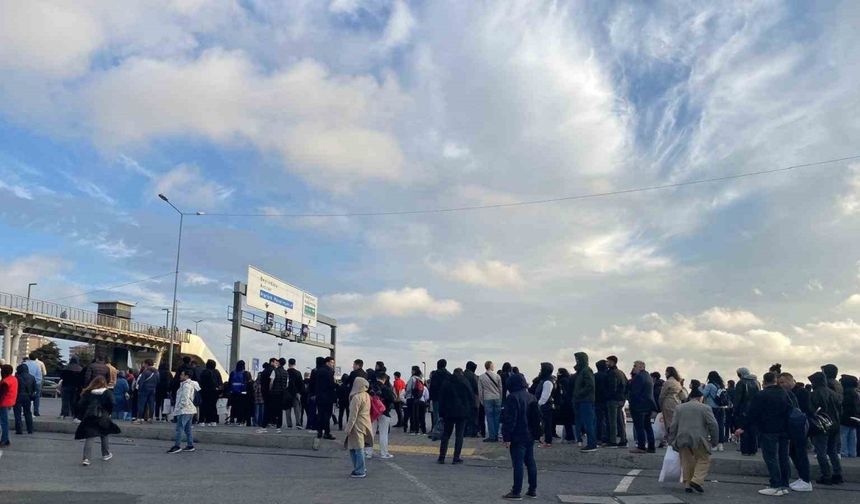İstanbul’un toplu ulaşım çilesi bitmiyor