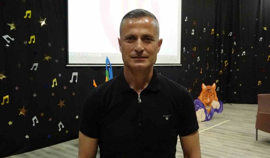 Kaleci antrenörlüğü üzerinden çocukların geleceğine ışık tutuyor