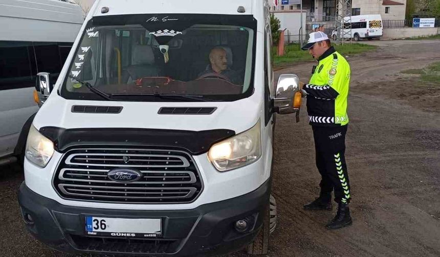 Kars’ta öğrenci servisleri denetleniyor
