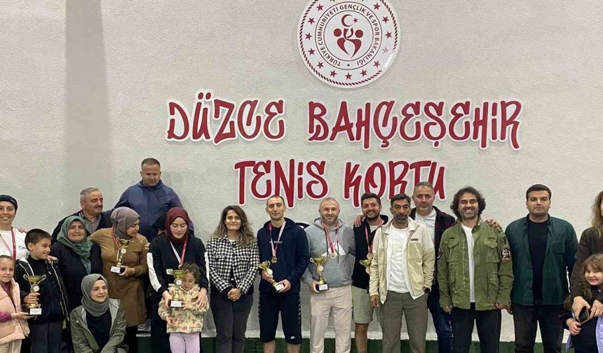 Kortların şampiyonu belli oldu