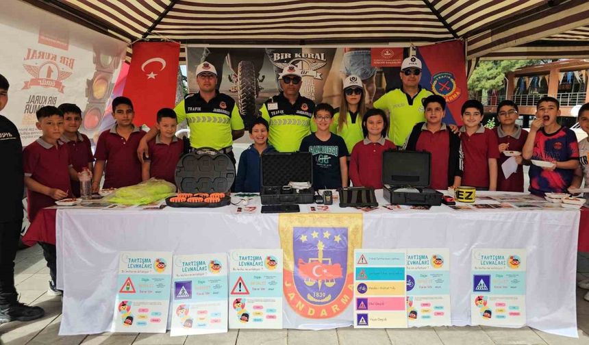 Kuyucak’ta bilim fuarı coşkusu