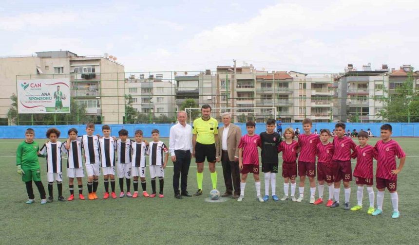 Salihli’de futbol şöleni başladı