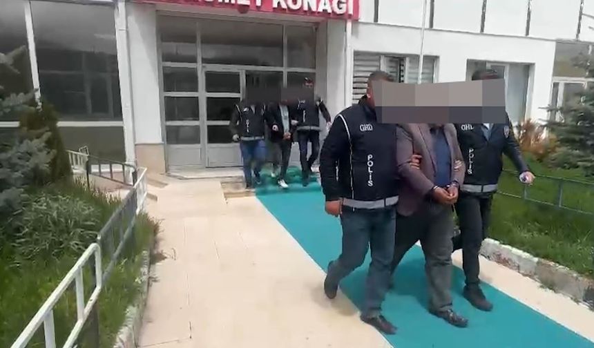 Sivas’ta 9 kaçak göçmen yakalandı