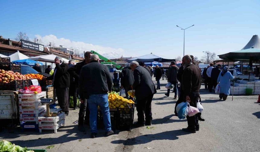 Ticaret satış hacmi yıllık yüzde 10,8 arttı