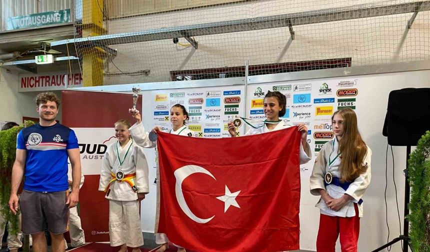 Yunusemreli judoculardan Avusturya’da büyük başarı