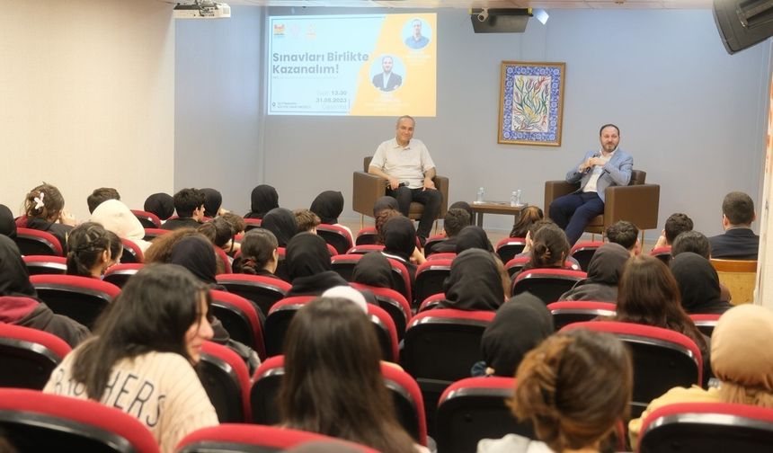 ZEYGEM gençleri ‘Sınavları Birlikte Kazanmaya’ davet ediyor