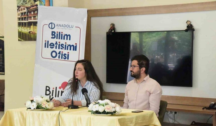 Bilim Kafe’nin ilk etkinliğinde ileri yaşlarda akılcı ilaç kullanımı ele alındı