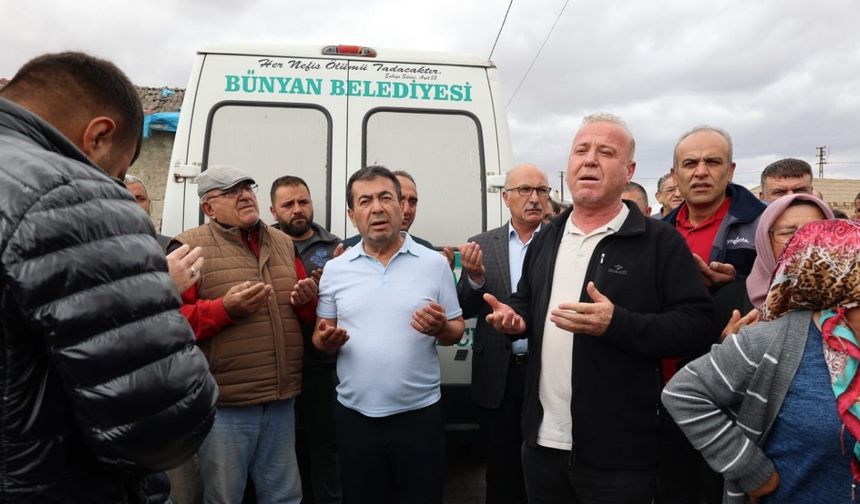 Kazada ağır yaralanan kadın hayatını kaybetti
