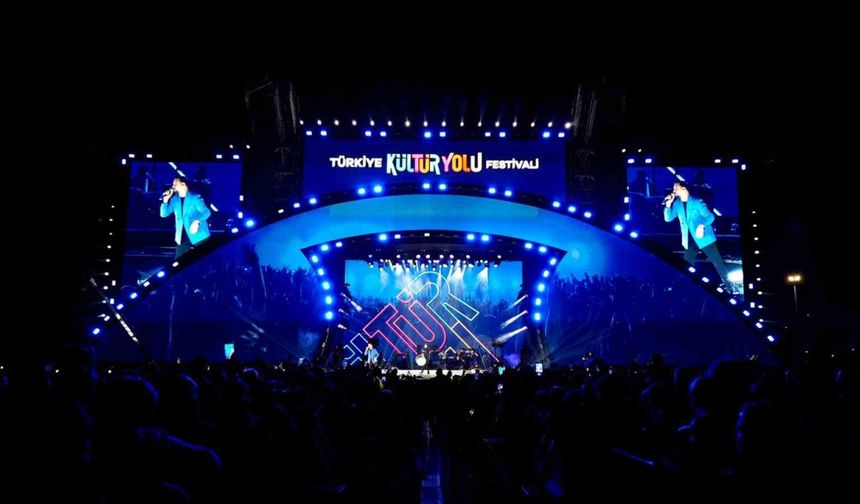 Olaylı festival, Alişan konseri ile sona erdi