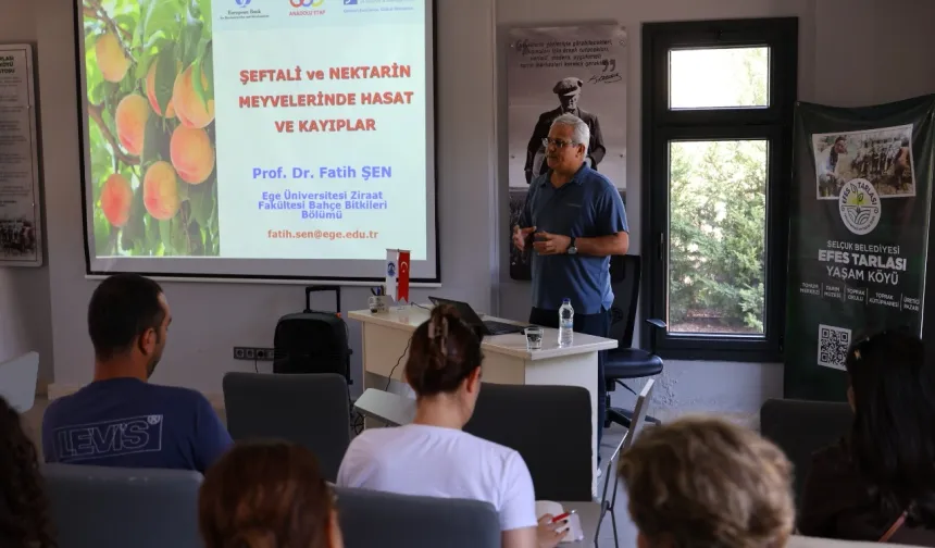  Efes Tarlası Yaşam Köyü’nde şeftali üreticilerine eğitim