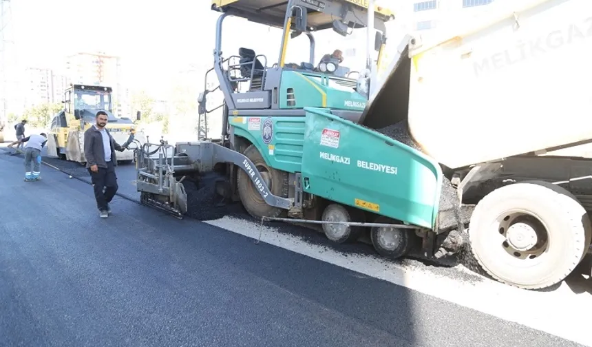 Kayseri Melikgazi'den asfalt çalışması