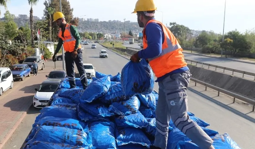 Antalya Büyükşehir'den kömüre sıkı denetim