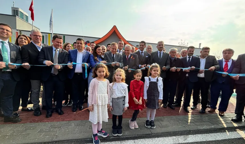 Bursa Nilüfer'de Kerem Özdilek Kreş ve Gündüz Bakımevi açıldı