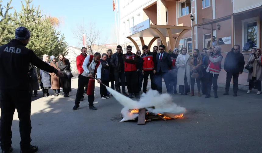 Erzurum'da Aile ve Sosyal Hizmetler'den farkındalıklı tatbikat
