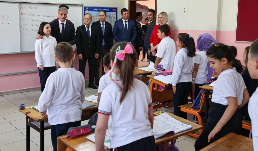 Minik Ravza arkadaşlarına verdiği 'Yusuf Alemdar'ı getireceğim sözünü tuttu