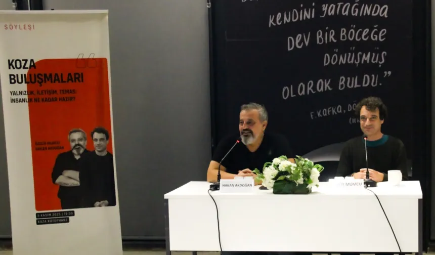 Özgür Mumcu, Nilüfer'de 'Dijital Çağ ve Yalnızlık' üzerine konuştu