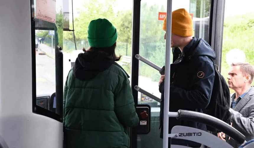 Balıkesir Büyükşehir'den öğrencilere ulaşımı sevdiren hizmet