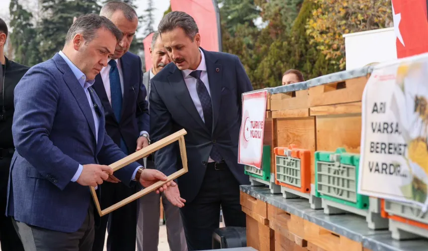 Bilecik'te arıcılara bin yeni kovan dağıtıldı
