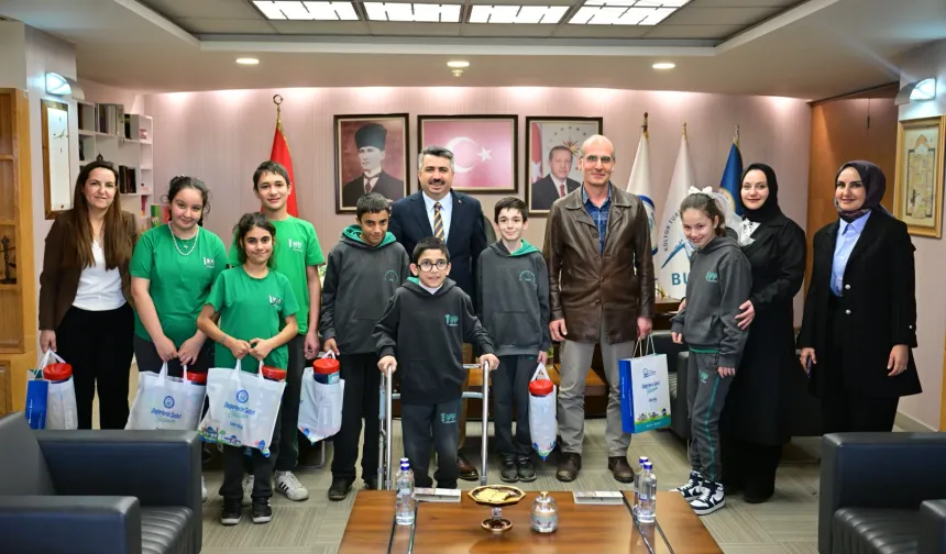 Bursa Yıldırım engelleri sevgiyle aşıyor