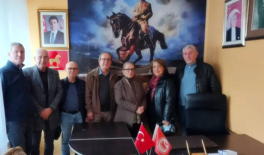 Edirne Emekliler Derneği'nden DP İl Başkanı Ayten Ercan'a ziyaret