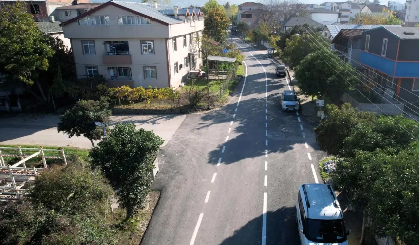 Kocaeli'de Gölcük Bilgin Caddesi yeni yüzüne kavuştu
