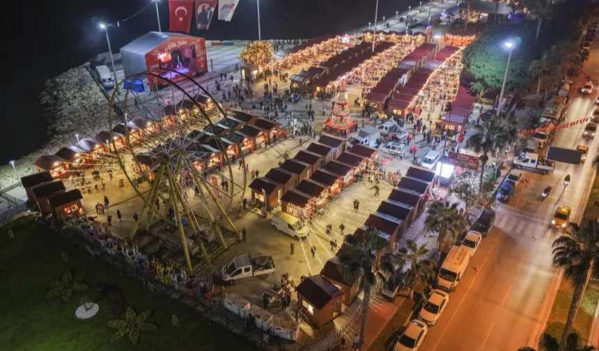 Mersin'de yılbaşı pazarı coşkusu
