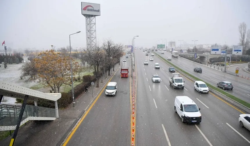 ABB AVM önlerindeki trafik sorununu çözüyor