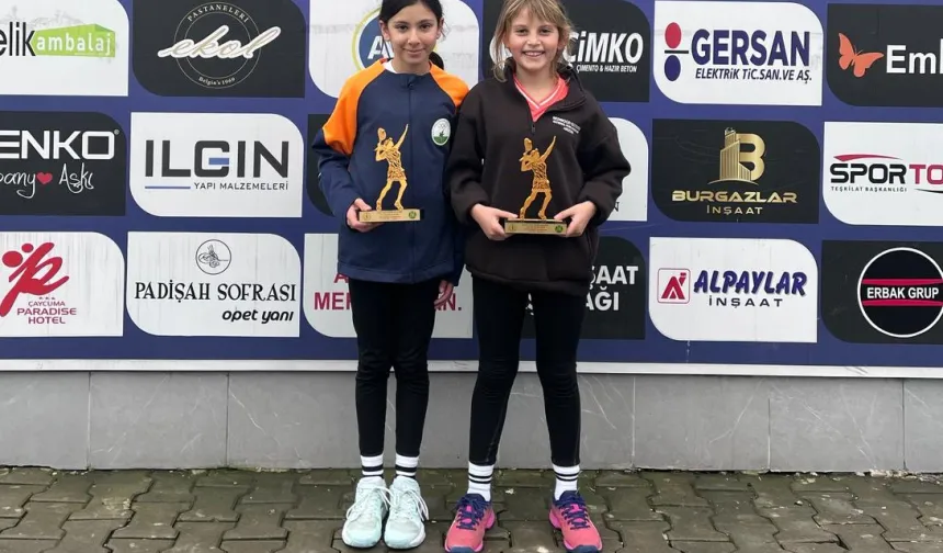 Bursa'da Osmangazi Belediyespor'dan çifte şampiyonluk