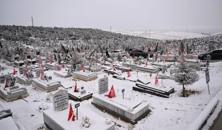 Malatya Büyükşehir acılı günlerde de vatandaşın yanında
